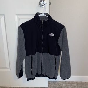 Women’s North Face gray fleece